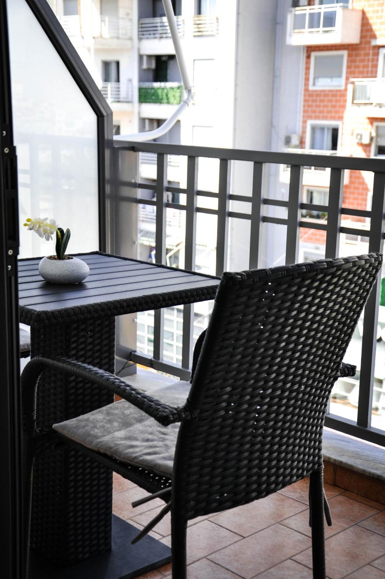 Horizont Apart-Hotel Shkoder Exterior photo