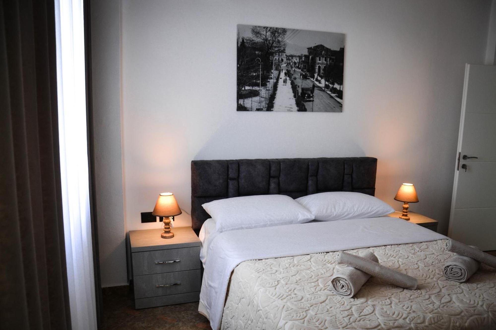 Horizont Apart-Hotel Shkoder Exterior photo